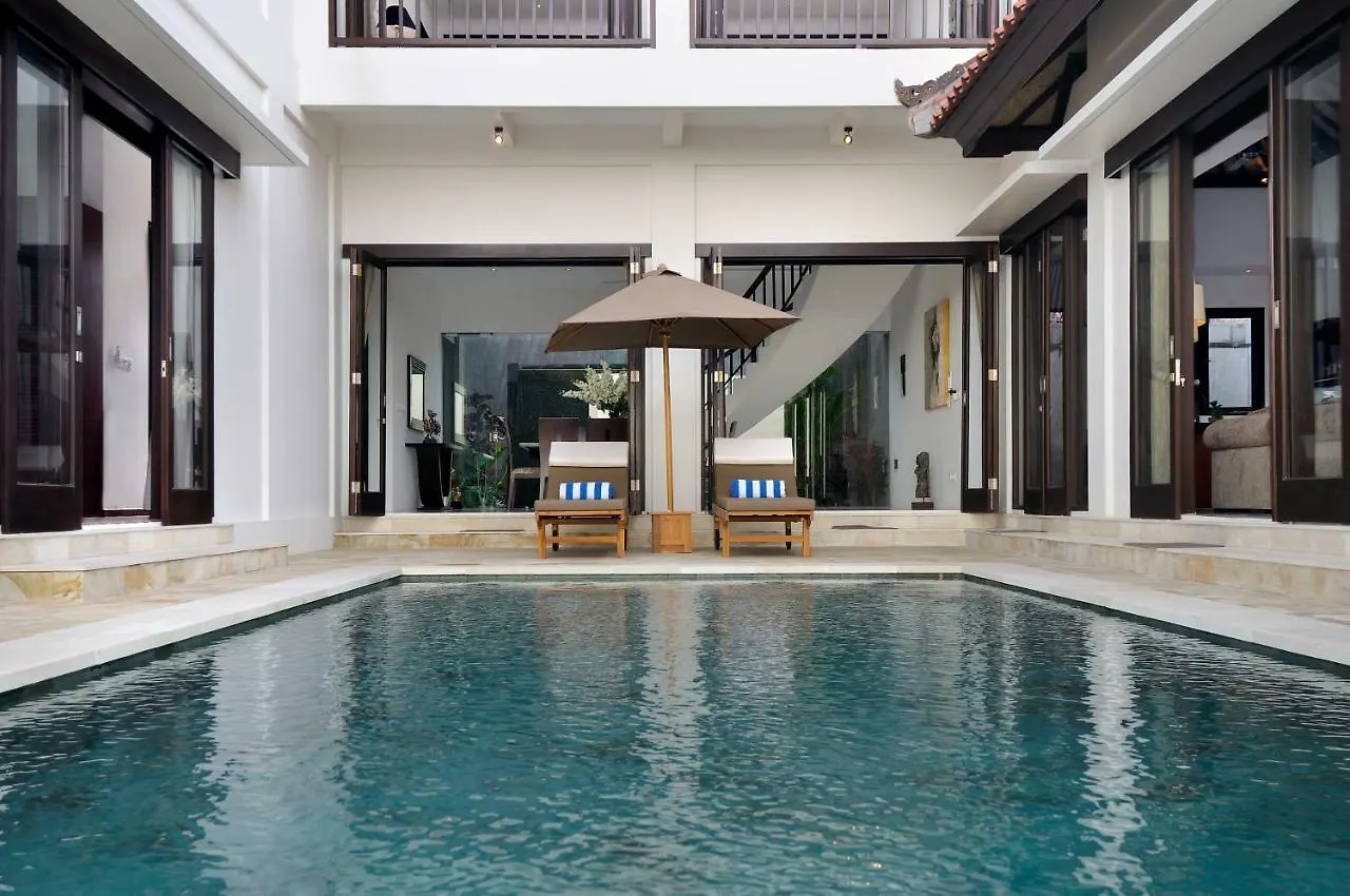 Villa Leana - Private Infinity Pool Inc Pool Fence As Required And Cook Jimbaran