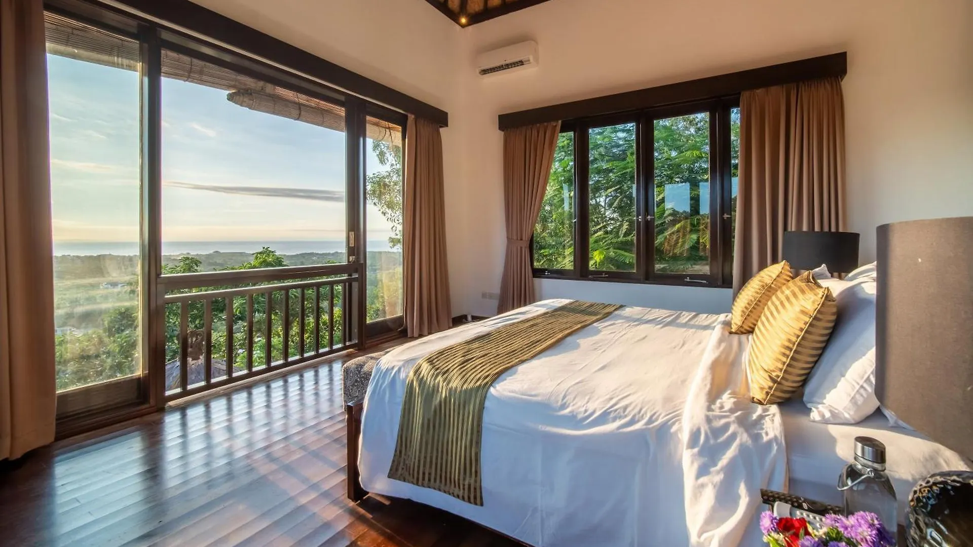 Villa Leana - Private Infinity Pool Inc Pool Fence As Required And Cook Jimbaran   Jimbaran (Bali)