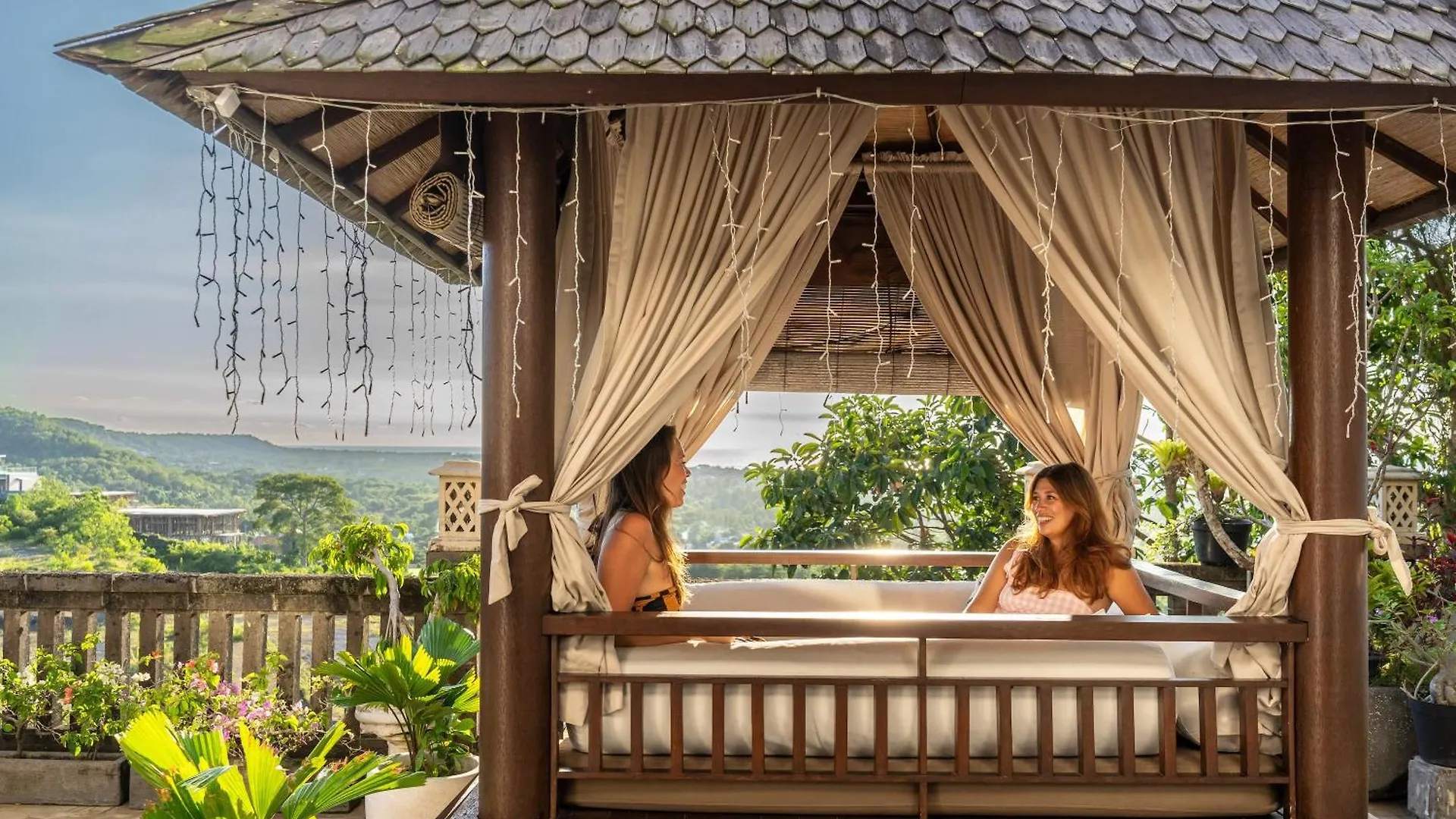 Villa Leana - Private Infinity Pool Inc Pool Fence As Required And Cook Jimbaran  0*, Jimbaran (Bali)